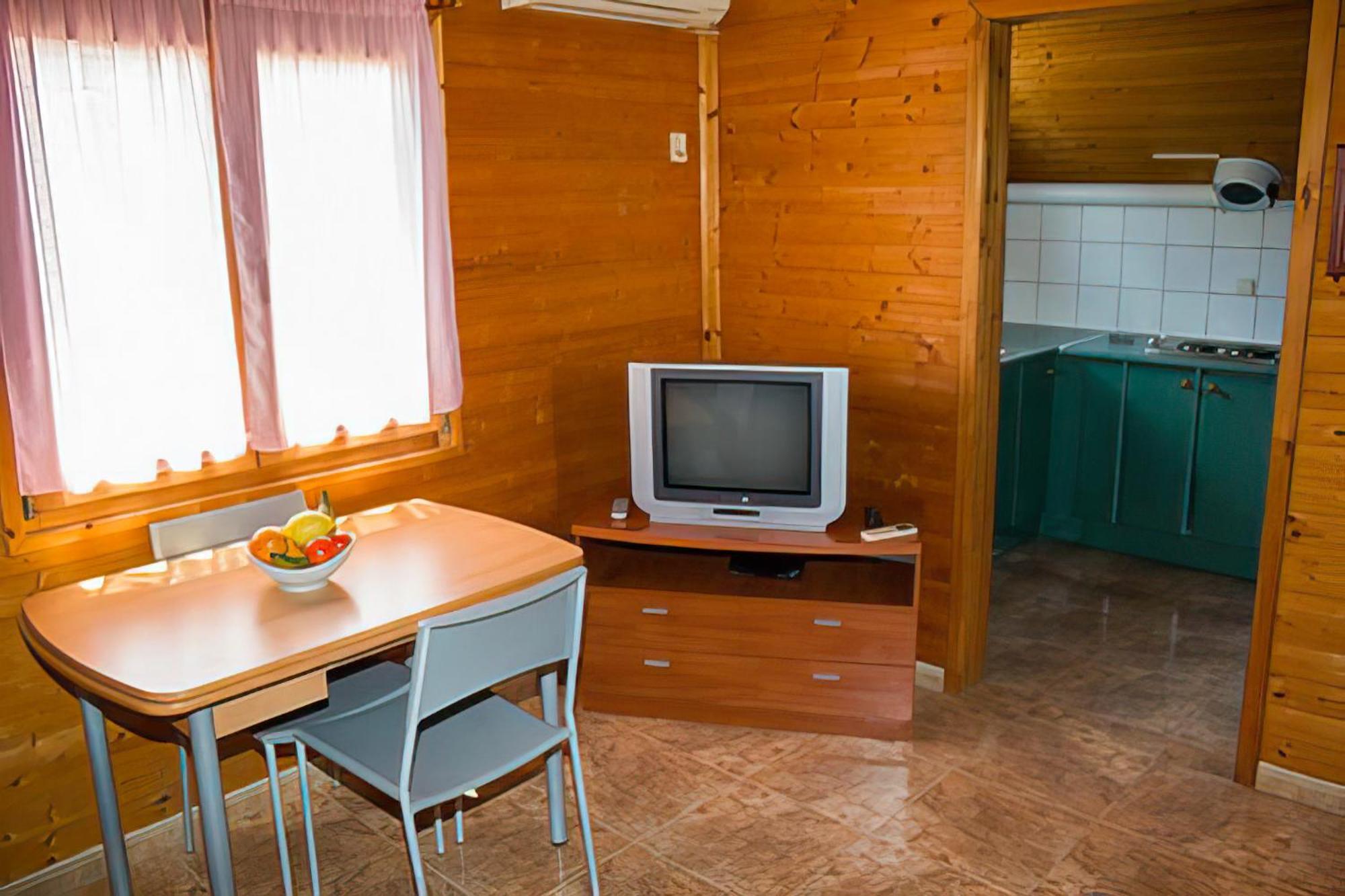 Arc De Bara Camping & Bungalows Рода-де-Бара Экстерьер фото
